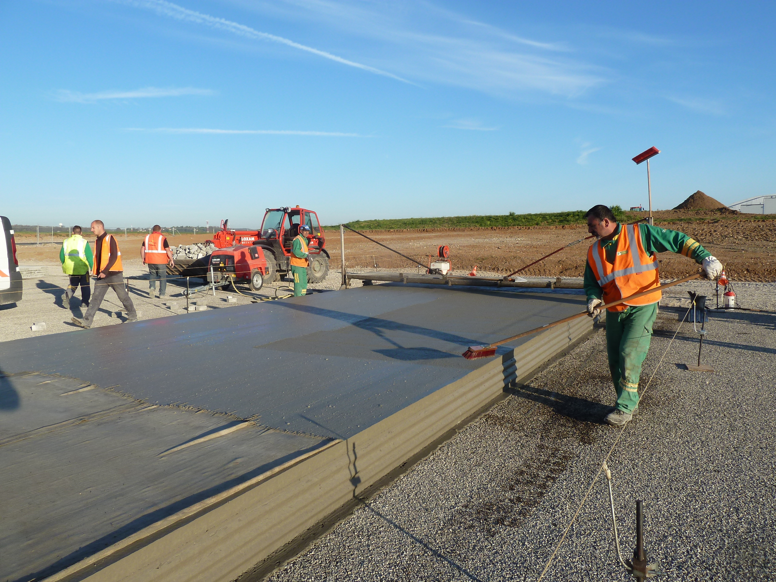 Chantier de Tarmac zone 4 EuroAirport